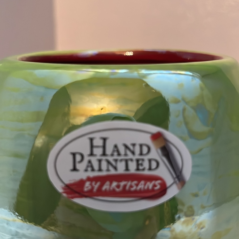 Disney Villians hand-painted poison apple 🍎 mug NWT - Picture 4 of 5